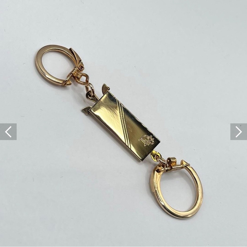 Dior Gold Keychain - Picture 2 of 7